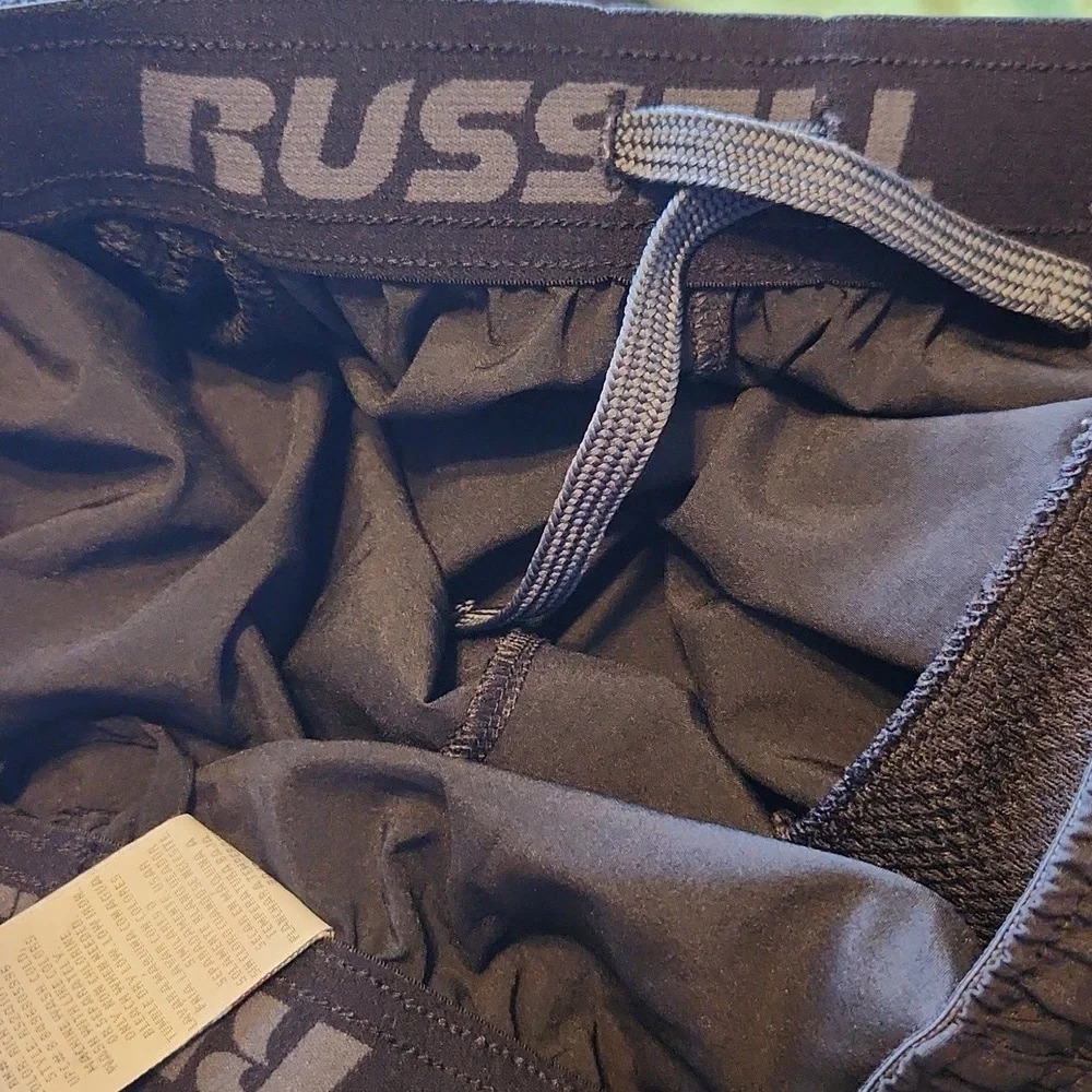 Final Sale Russell Black Athletic Shorts - Picture 12 of 12